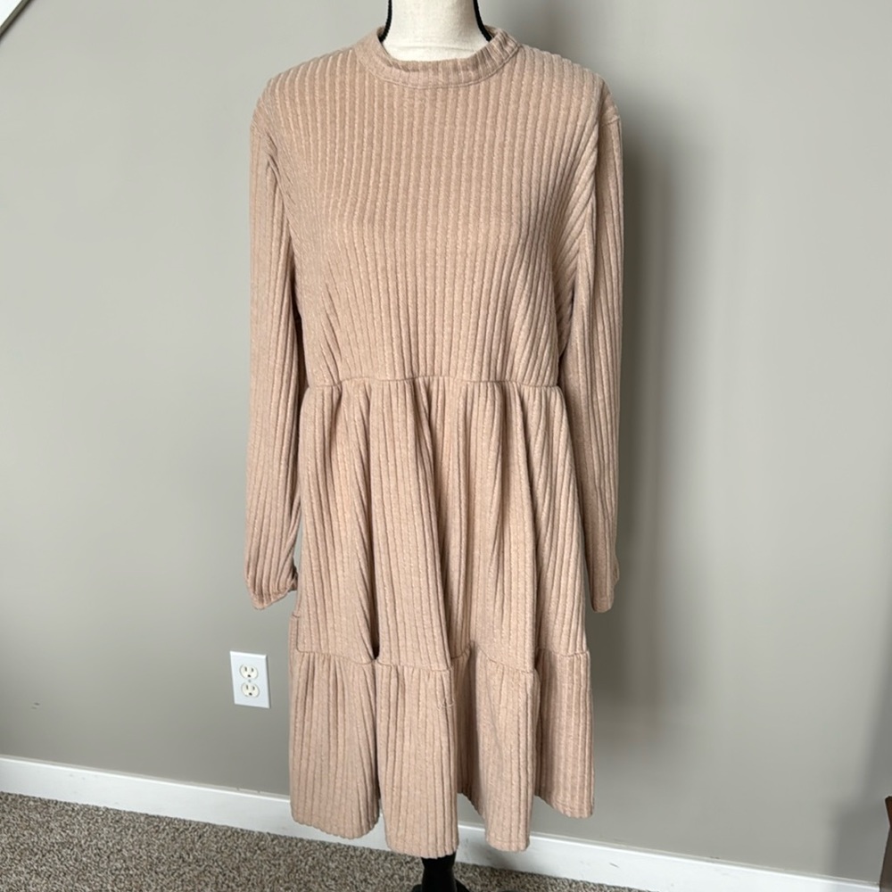 NWOT - SHEIN Maternity Plus Ribbed Knit Ruffle Hem Dress